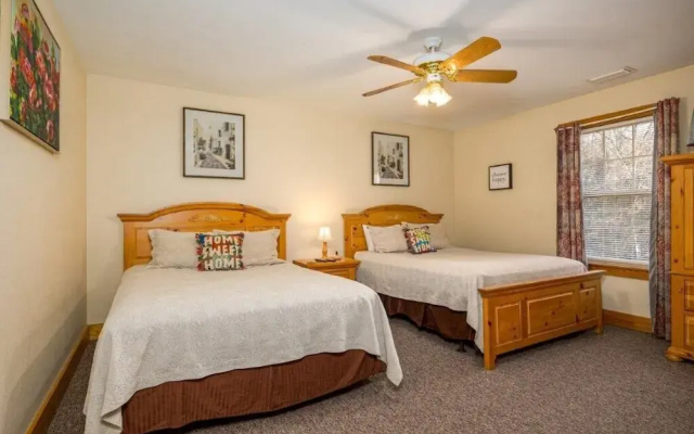Briarstone Lodge Condo 13A - Two Bedroom Condo