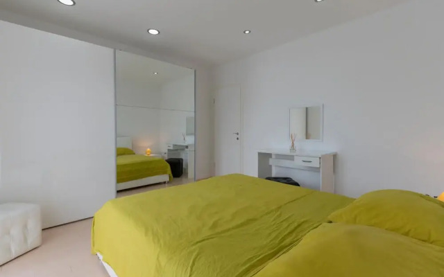 Stunning Apartment in Makarska With Wifi and 2 Bedrooms
