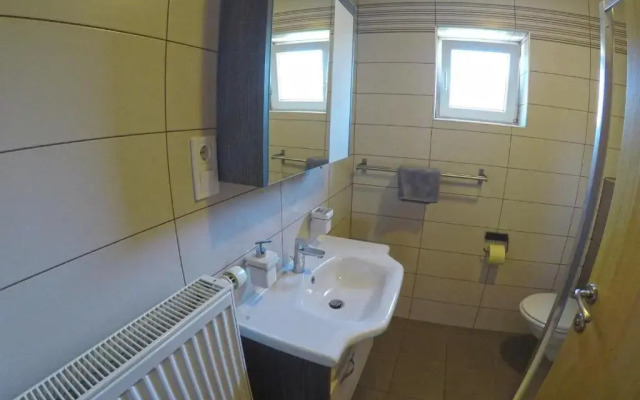 Apartments And Rooms Rea