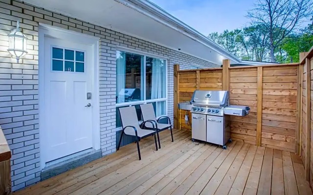 Boutique Suite #2