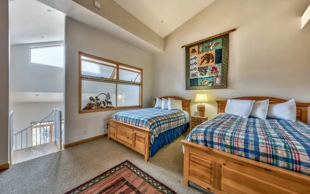 Luxury 2br + Loft, Lodge At Kirkwood Unbeatable Location 2 Bedroom Condo by RedAwning