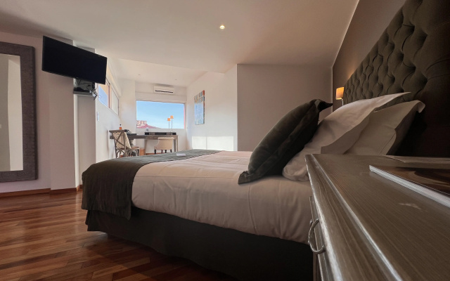 Le Roc e Fiori Hotel