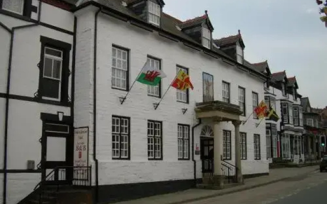 Owain Glyndwr Hotel