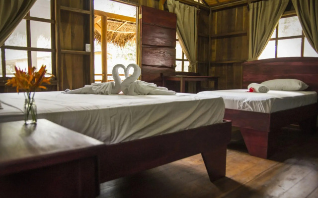 Hidden Paradise Lodge