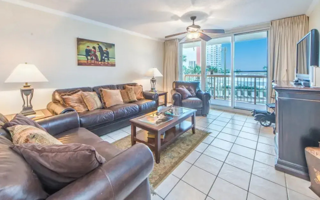 Pelican Beach Resort 213