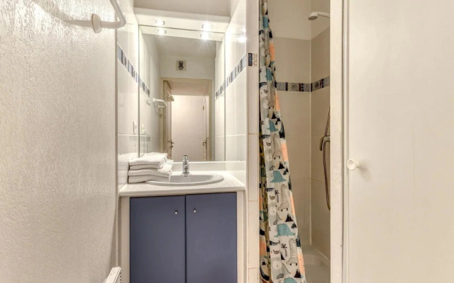 Large Seaview Stay for 8 in Valras Plage