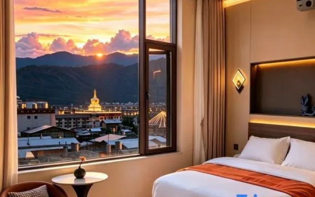 Zongbo | Jingfan Mani · Oxygen-Rich Snowland Residence (Shangri-La Dukezong Ancient City)