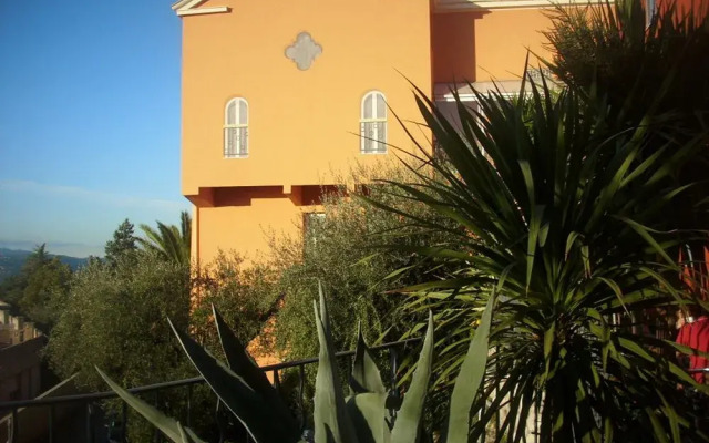 Comfort Hotel Mandarina Grasse