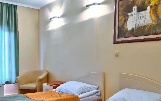 Hotel Niski Cvet