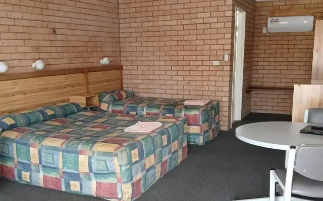 Aaron Inn Motel