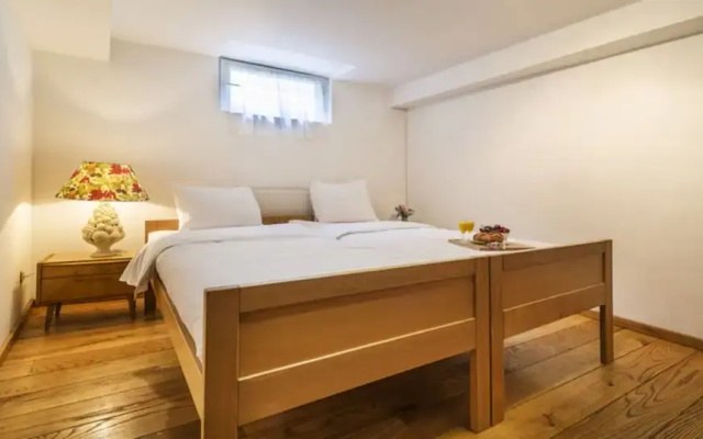 Quiet Duplex of 120 sqm in Historical Center