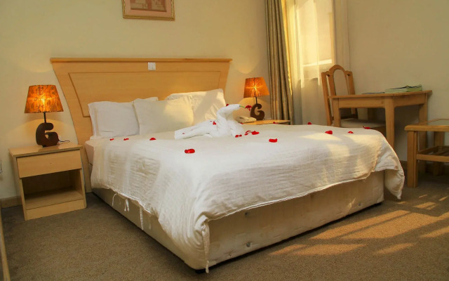 Axum Hotel
