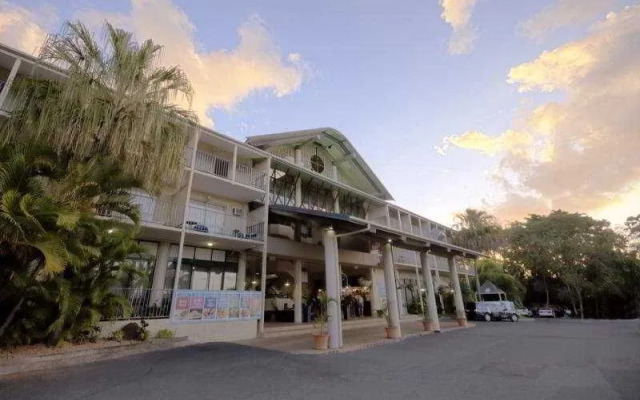 Mantra Club Croc Airlie Beach