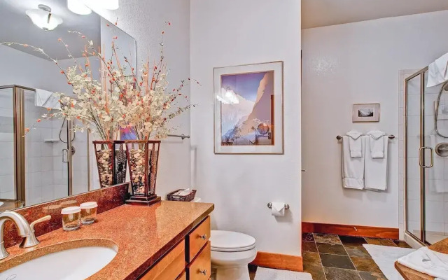 Black Canyon Inn Unit F7 Deluxe