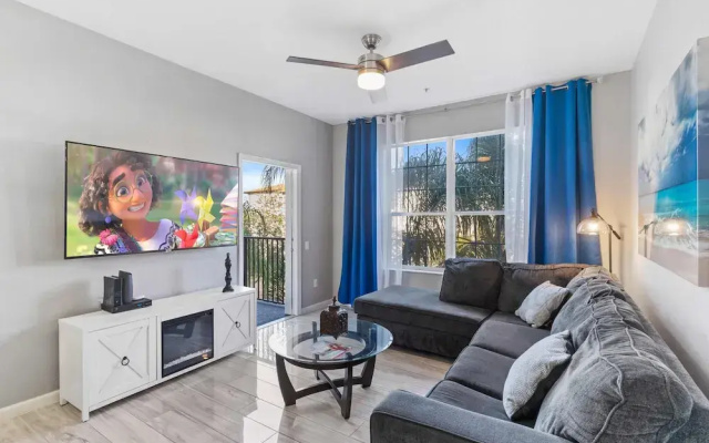 4102 Breakview Drive #304