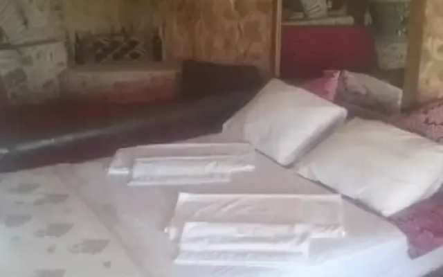 Mariat Hotel