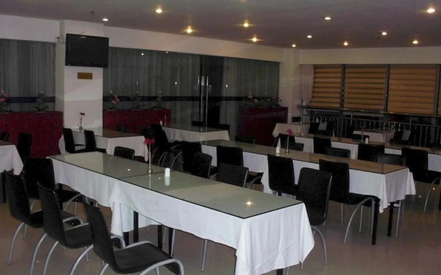 Zhongcheng Hotel - Nantong
