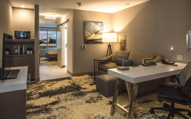 Hilton Garden Inn Pittsburgh Airport