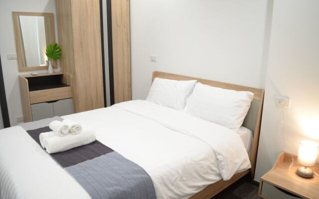 Отель Wooden Suites (the Rich @sathorn-taksin) Бангкок комната для гостей