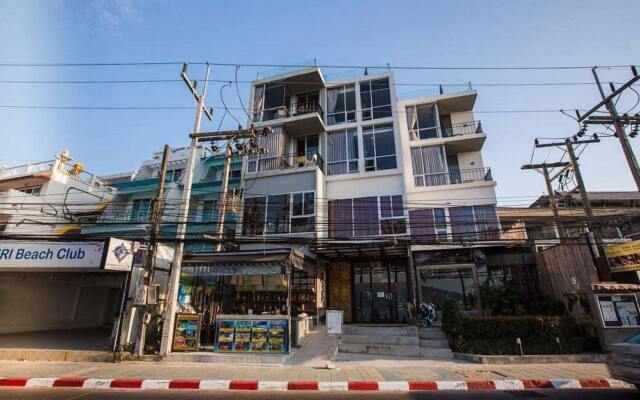 Patong Signature Boutique Hotel in Patong Thailand from 129