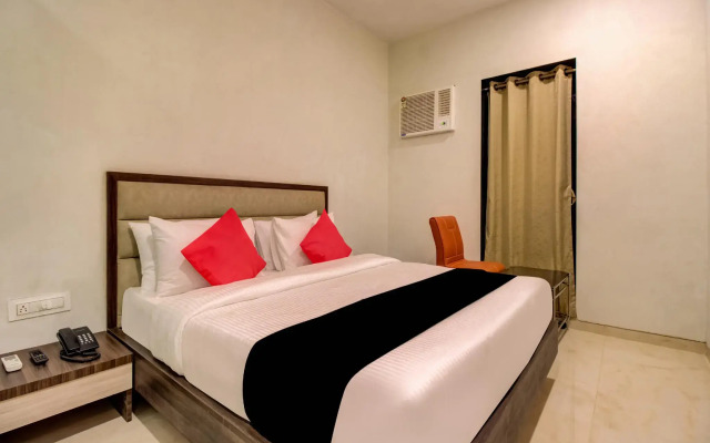 Capital O 65429 Hotel Merakee