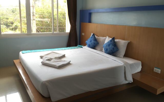 Отель Krabi Serene Loft Hotel Таиланд, Краби - отзывы, цены и фото номеров - забронировать отель Krabi Serene Loft Hotel онлайн вид на фасад