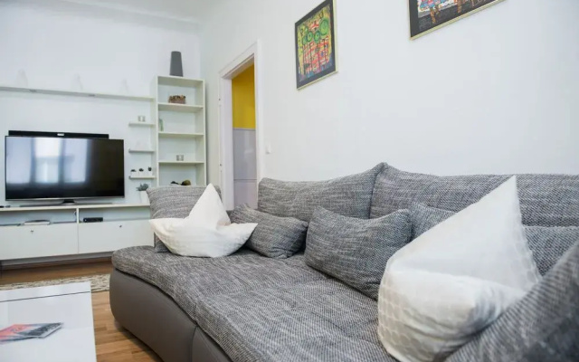 Apartment Domino