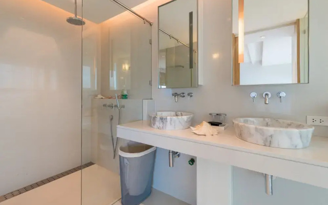 Hua Hin Luxury Condo by Passionata