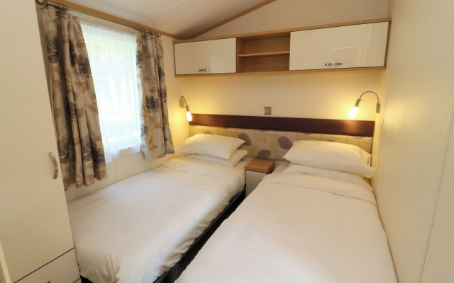 Lodge 2