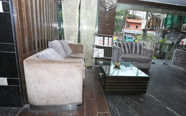 Capital O 5895 M K Vivanta
