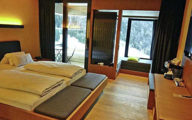 Lovely Apartment With Infrared Sauna, Balcony, Garage