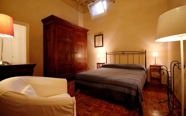 Via Giulia Wonderful Apartment