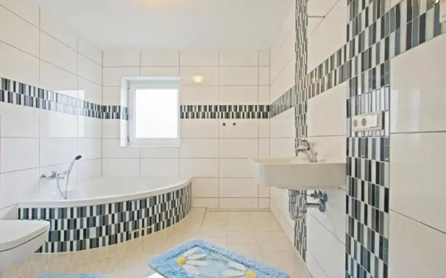 5287 Private Rooms