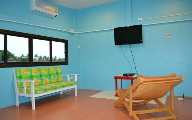 Baan Smile Hostel