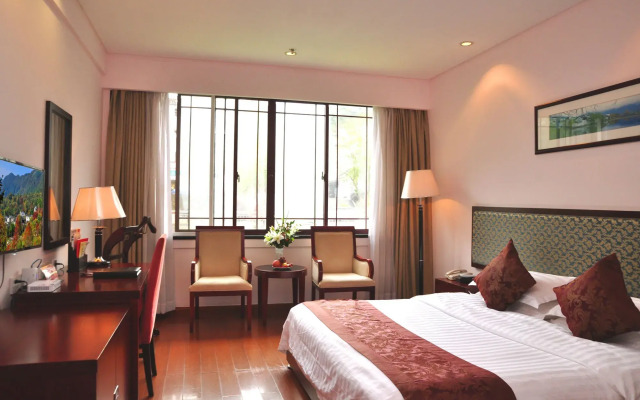Xidi Taoyuan Hotel