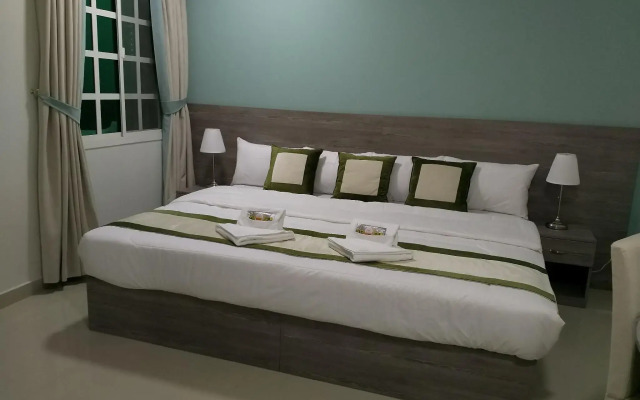 Sovereign Hotel - Marriage Certificate Required