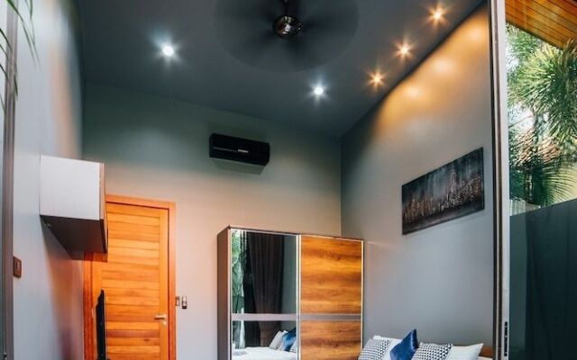 Отель Villa Ruby Бухта Чалонг вид на фасад