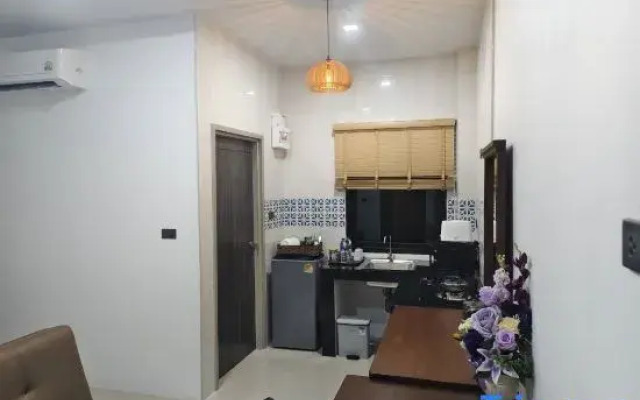 Lanta Daisy Residence