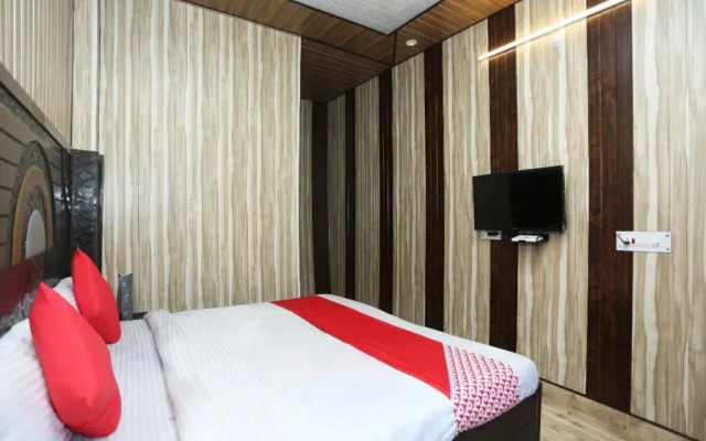 Hotel Wonderis By OYO Rooms