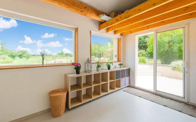 Holiday Home in Vaucluse Near Mont Ventoux