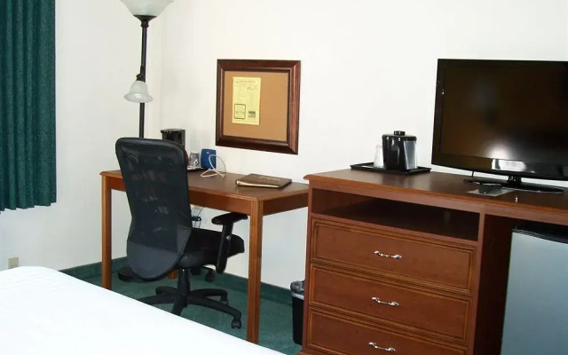 Voyager Resort Inn