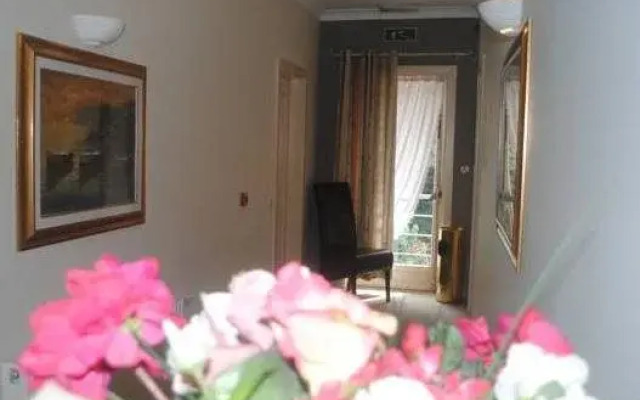 Hotel Paradiso
