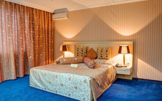 King Hotel Astana in Astana, Kazakhstan from 56$, photos, reviews - zenhotels.com hotel front