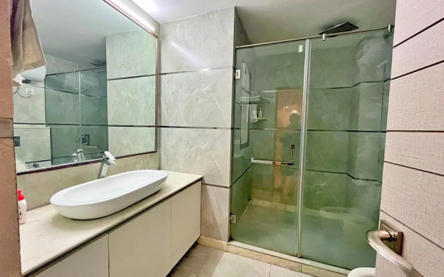 Red Rose Homestay - Rooms with Kitchenette
