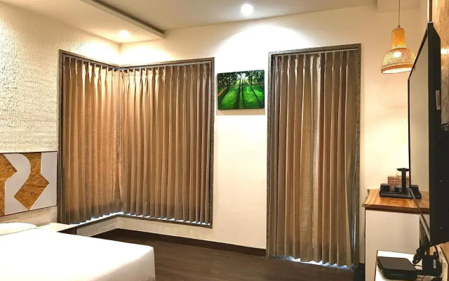 Ataraxia Crestmont Resorts & Spa