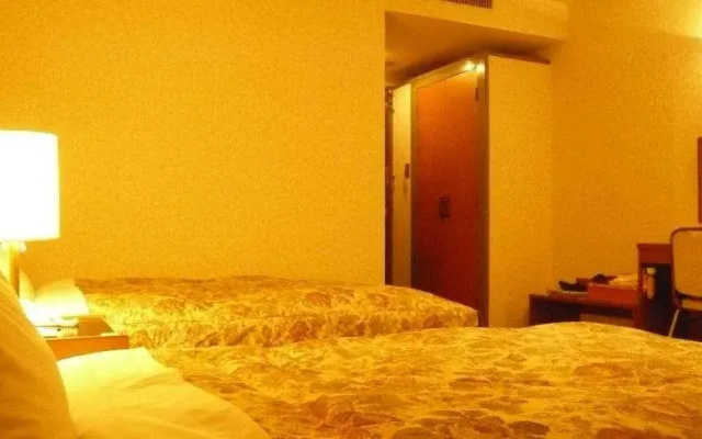 Riverside Hotel (Gojo)