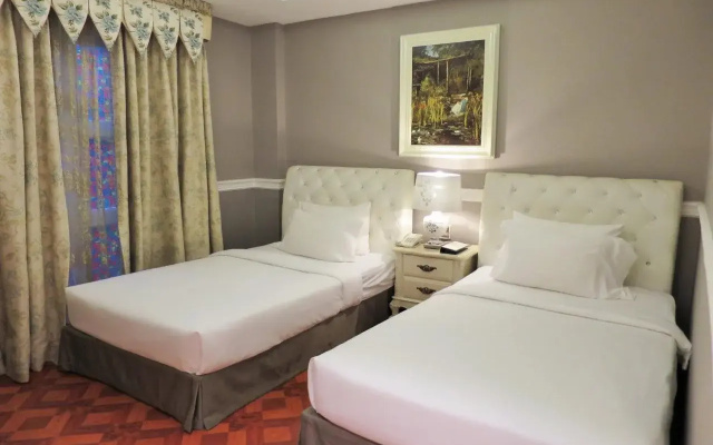 Me Saigon Boutique Hotel