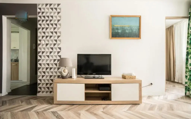 oompH Warsaw Central Apartment