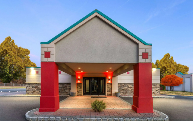 Ramada by Wyndham Parsippany