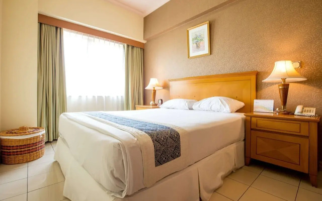 Asuka Hotel MM2100 Industrial Town